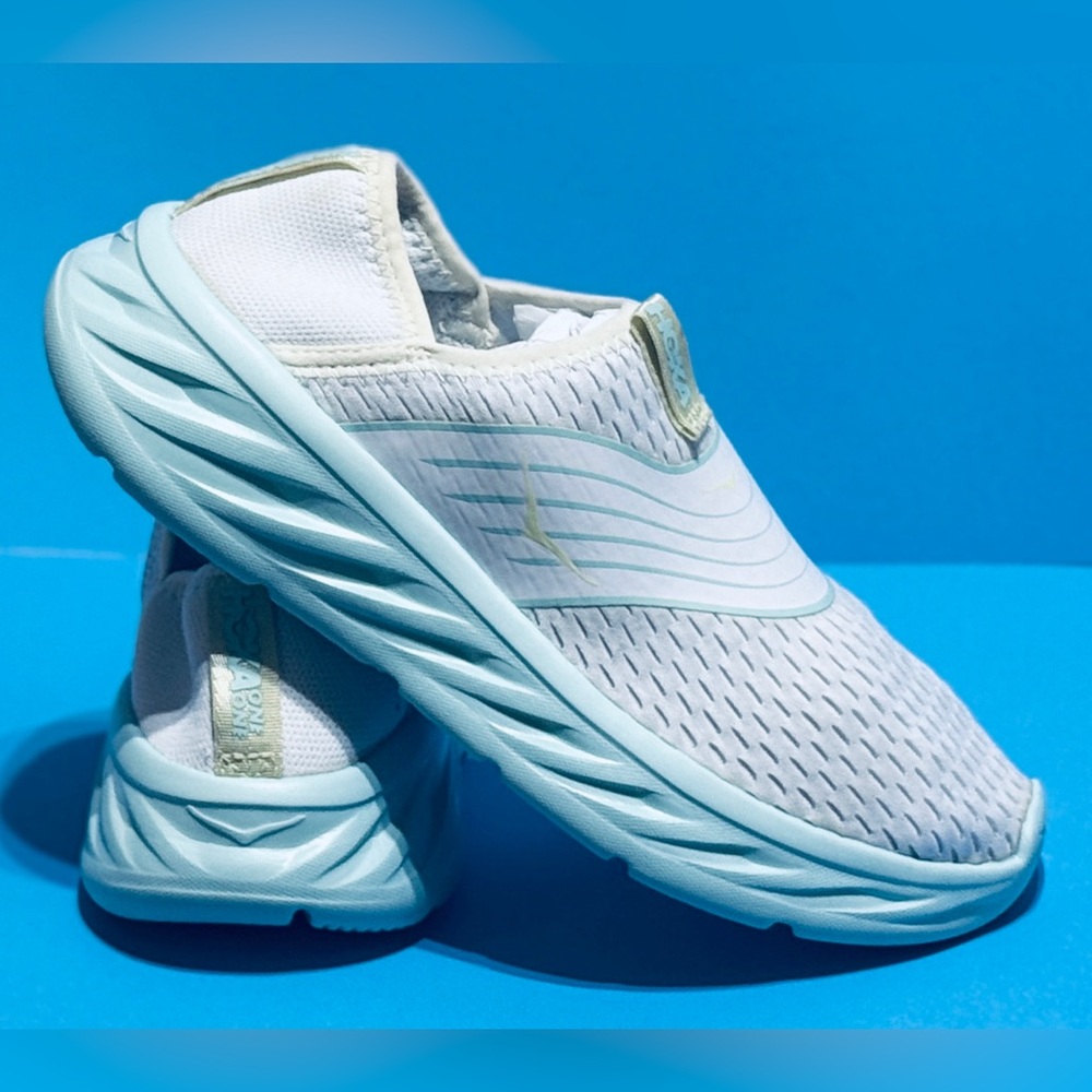 Hoka One One Ora Recovey Post Workout Slip On Shoes Women's US 7 *Excellent*